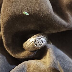 Stearling Silver Pentagram Ring